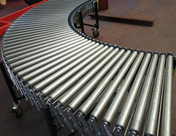 伸缩输送机展示图